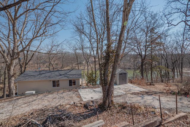 2303 PRIVATE ROAD 1336, Moberly, MO 65270