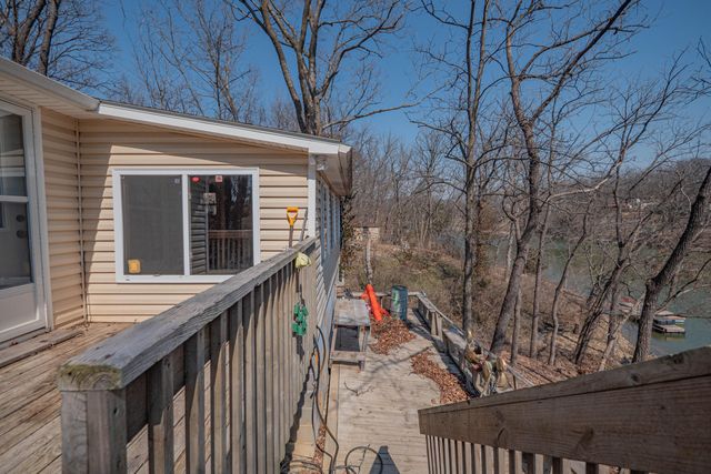 2303 PRIVATE ROAD 1336, Moberly, MO 65270