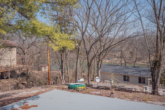 2303 PRIVATE ROAD 1336, Moberly, MO 65270