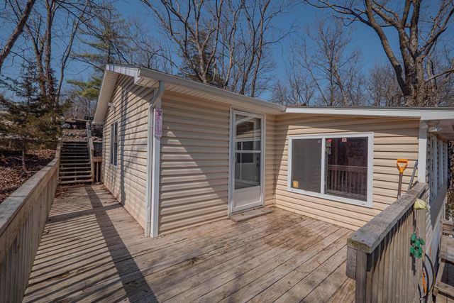 2303 PRIVATE ROAD 1336, Moberly, MO 65270