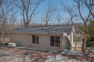 2303 PRIVATE ROAD 1336, Moberly, MO 65270