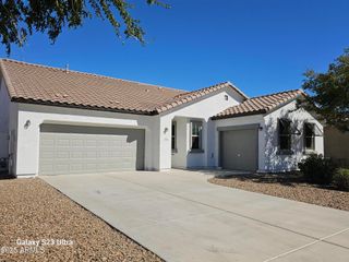 1932 E RAVENSWOOD Drive, Gilbert, AZ 85298