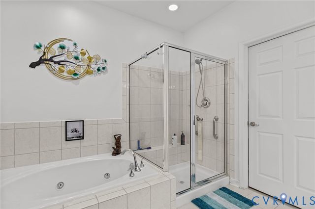 1030 Southwinds Dr, Glen Allen, VA 23059