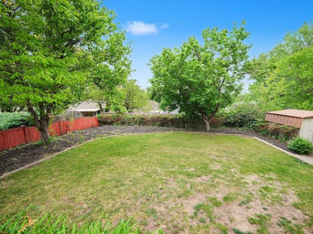 2211 Edgehill Rd., Salina, KS 67401