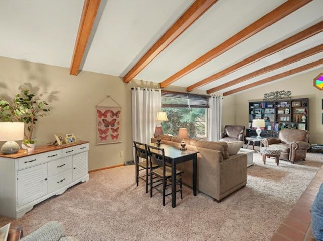 2211 Edgehill Rd., Salina, KS 67401