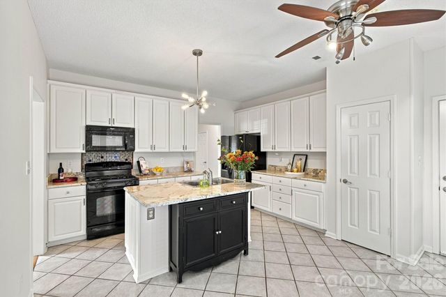 10207 Bon Meade Lane, Cornelius, NC 28031
