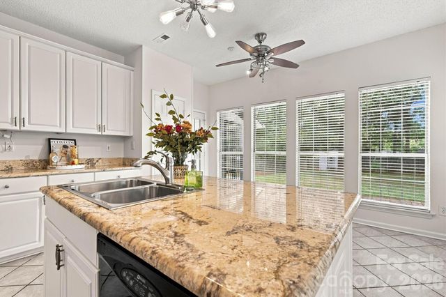 10207 Bon Meade Lane, Cornelius, NC 28031