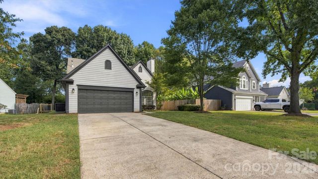10207 Bon Meade Lane, Cornelius, NC 28031