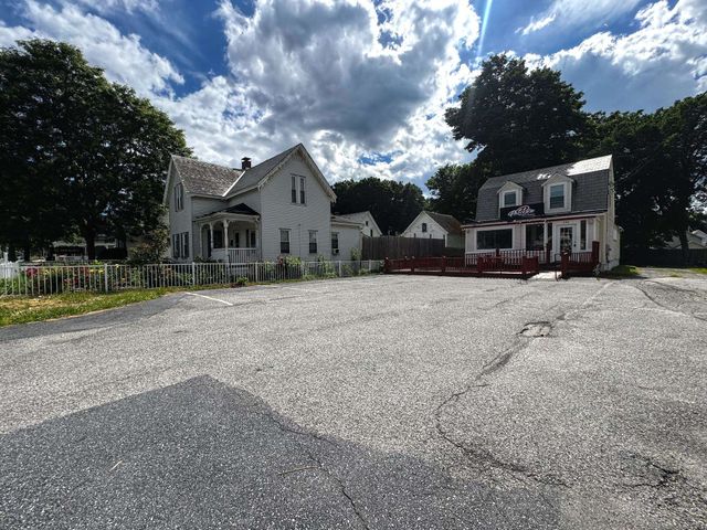 230 North Street, Bennington, VT 05201