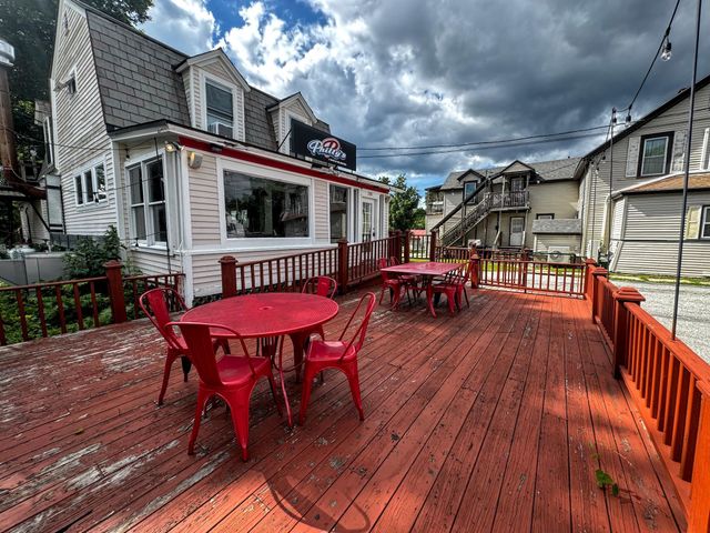 230 North Street, Bennington, VT 05201