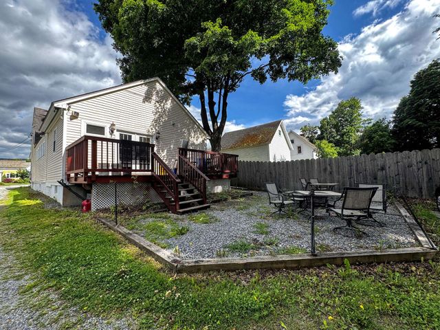 230 North Street, Bennington, VT 05201