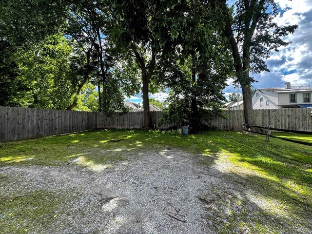 230 North Street, Bennington, VT 05201