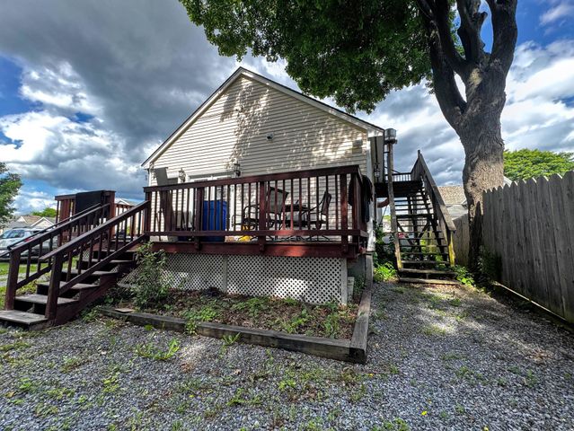230 North Street, Bennington, VT 05201