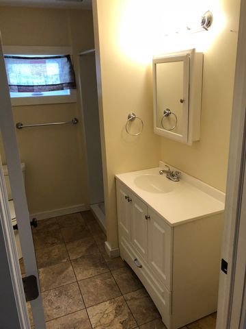 230 North Street, Bennington, VT 05201