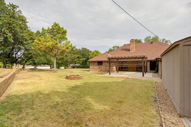 1013 Alamo Drive, Southlake, TX 76092
