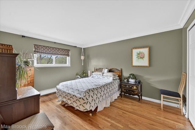 100 W Hickory Grove Road G7, Bloomfield Hills, MI 48304