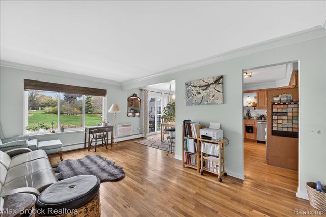 100 W Hickory Grove Road G7, Bloomfield Hills, MI 48304