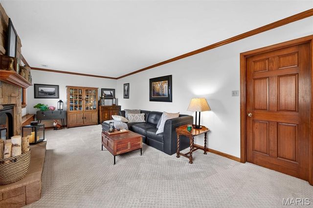 134 Rue Grand Drive, Lake St Louis, MO 63367