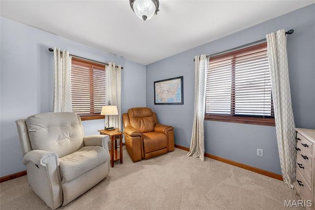 134 Rue Grand Drive, Lake St Louis, MO 63367