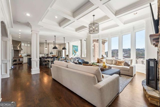 6220 Clifton Circle, Suwanee, GA 30024