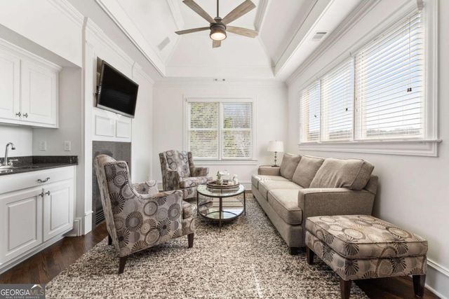 6220 Clifton Circle, Suwanee, GA 30024