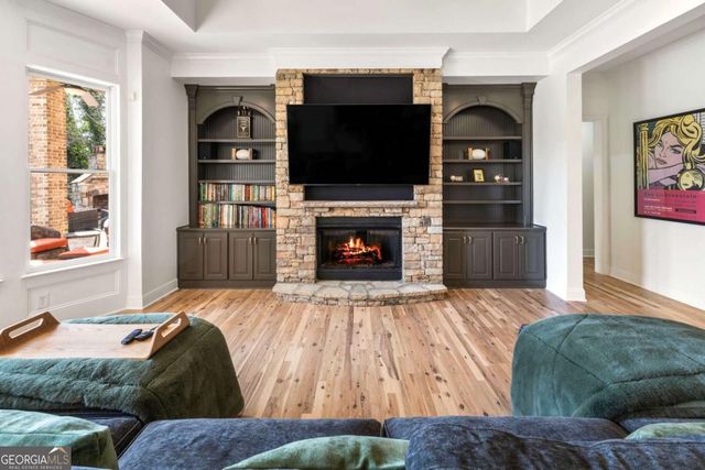 6220 Clifton Circle, Suwanee, GA 30024