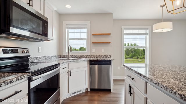 2714 NW Kate Shelley Lane, Ankeny, IA 50023