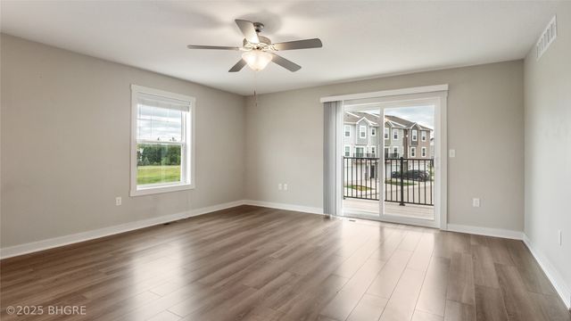2714 NW Kate Shelley Lane, Ankeny, IA 50023