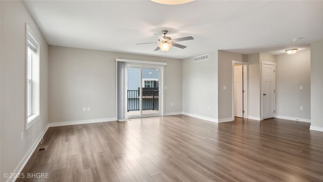 2714 NW Kate Shelley Lane, Ankeny, IA 50023