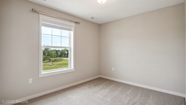 2714 NW Kate Shelley Lane, Ankeny, IA 50023