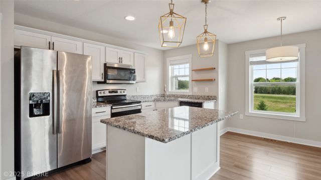 2714 NW Kate Shelley Lane, Ankeny, IA 50023