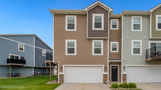 2714 NW Kate Shelley Lane, Ankeny, IA 50023