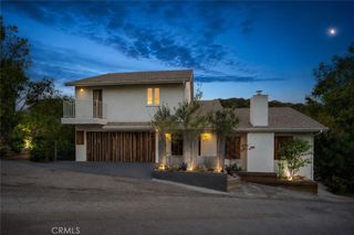 2205 Beech Knoll, Los Angeles, CA 90046