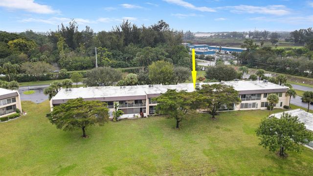 120 Lake Constance Drive, West Palm Beach, FL 33411