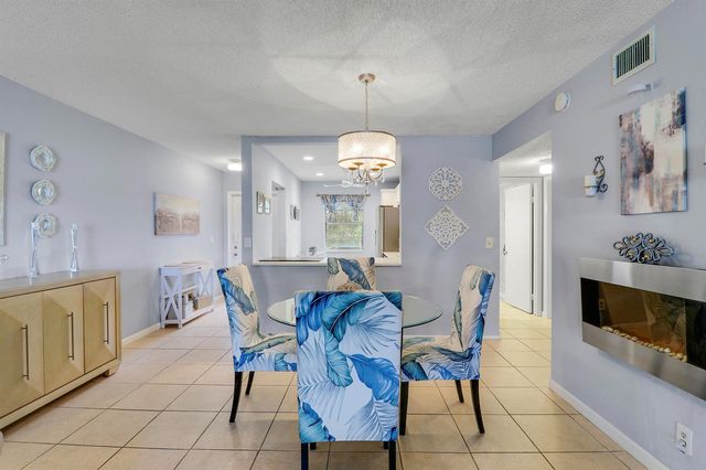 120 Lake Constance Drive, West Palm Beach, FL 33411