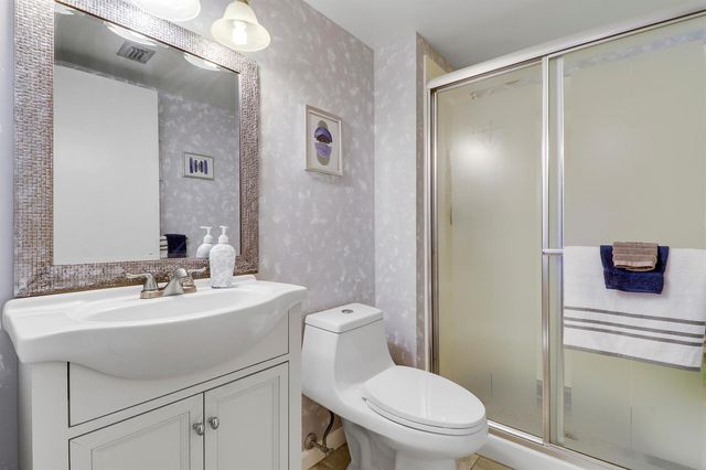 120 Lake Constance Drive, West Palm Beach, FL 33411