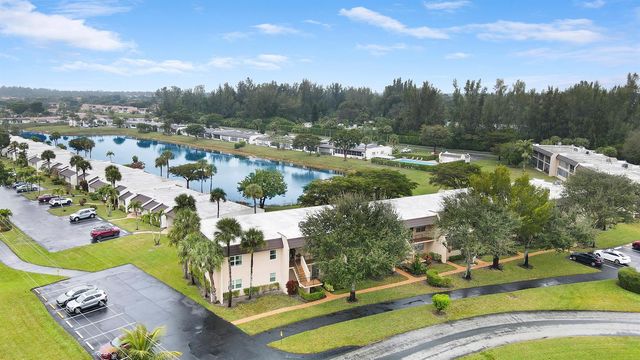 120 Lake Constance Drive, West Palm Beach, FL 33411