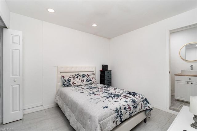 124 NE 16th TER, Cape Coral, FL 33909