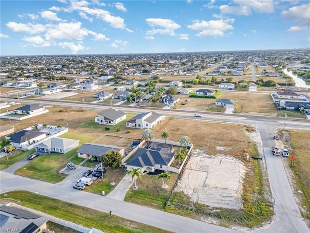 124 NE 16th TER, Cape Coral, FL 33909