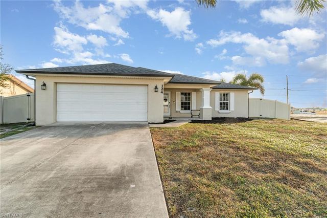 124 NE 16th TER, Cape Coral, FL 33909