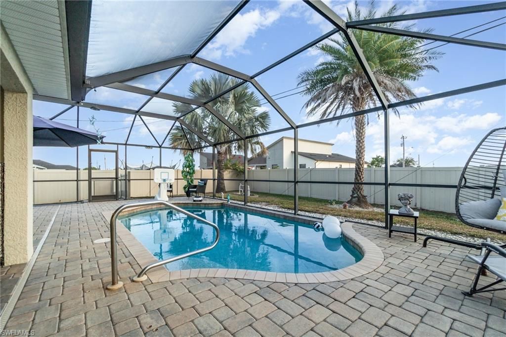 Image 22 of property listing at 124 NE 16th TER, Cape Coral, FL 33909