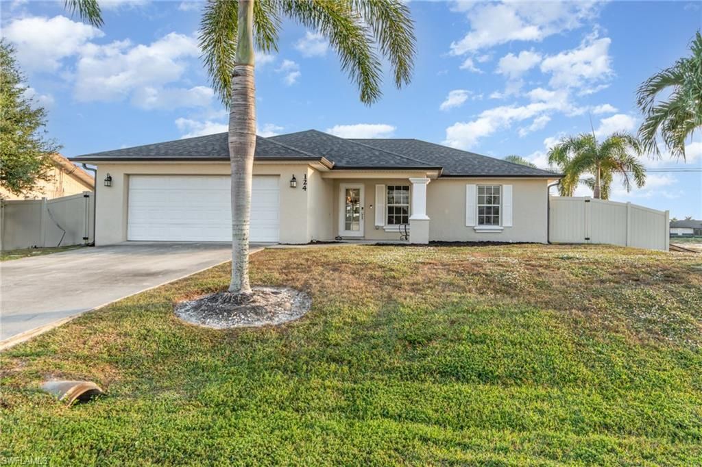 Image 26 of property listing at 124 NE 16th TER, Cape Coral, FL 33909
