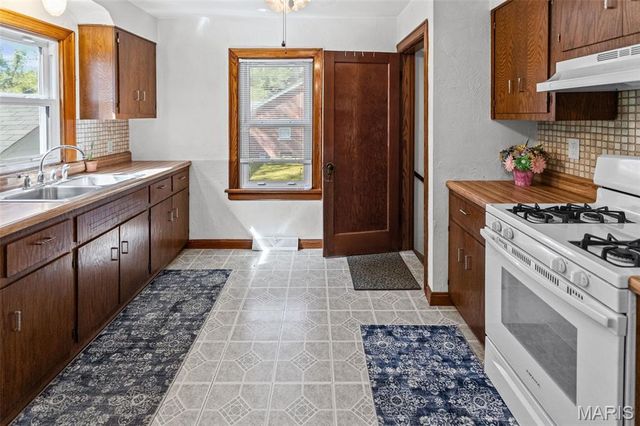 119 Kenwood Lane, Collinsville, IL 62234