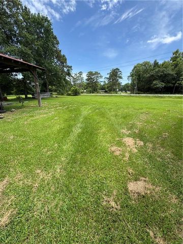 10190 Deakle N Loop, Grand Bay, AL 36541