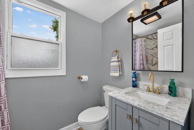 1101 22nd Avenue, Bellwood, IL 60104