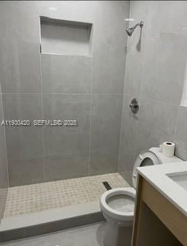 4990 E Palm Ct, Hialeah, FL 33013