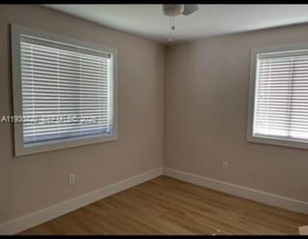 4990 E Palm Ct, Hialeah, FL 33013