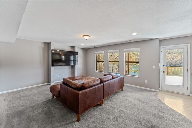 45 Newquay Lane, Bella Vista, AR 72714