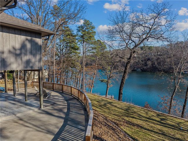 45 Newquay Lane, Bella Vista, AR 72714