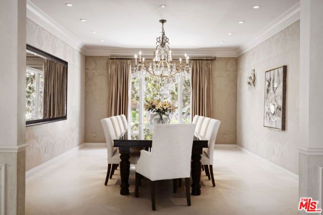 1160 Chantilly Road, Los Angeles, CA 90077